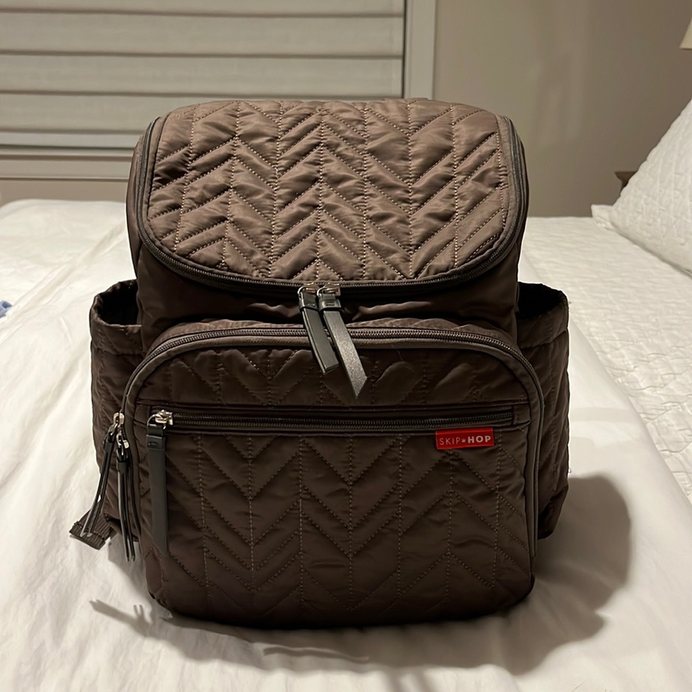 Skip hop forma diaper bag